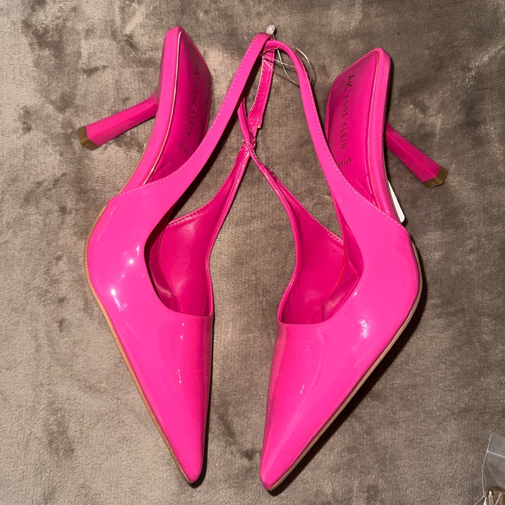 Anne Klein iflex Pink Pumps